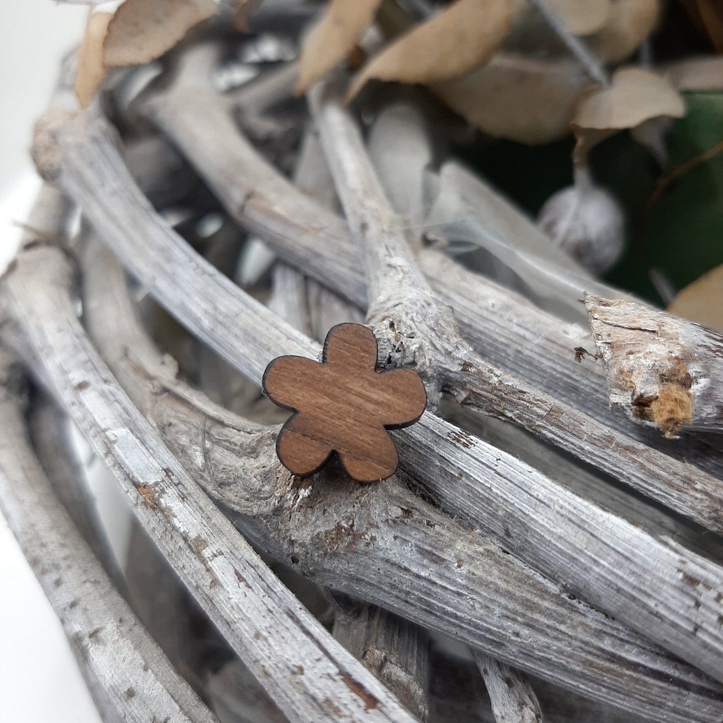 Buttercup Five Petal Flower Wood Earring Stud (15mm)